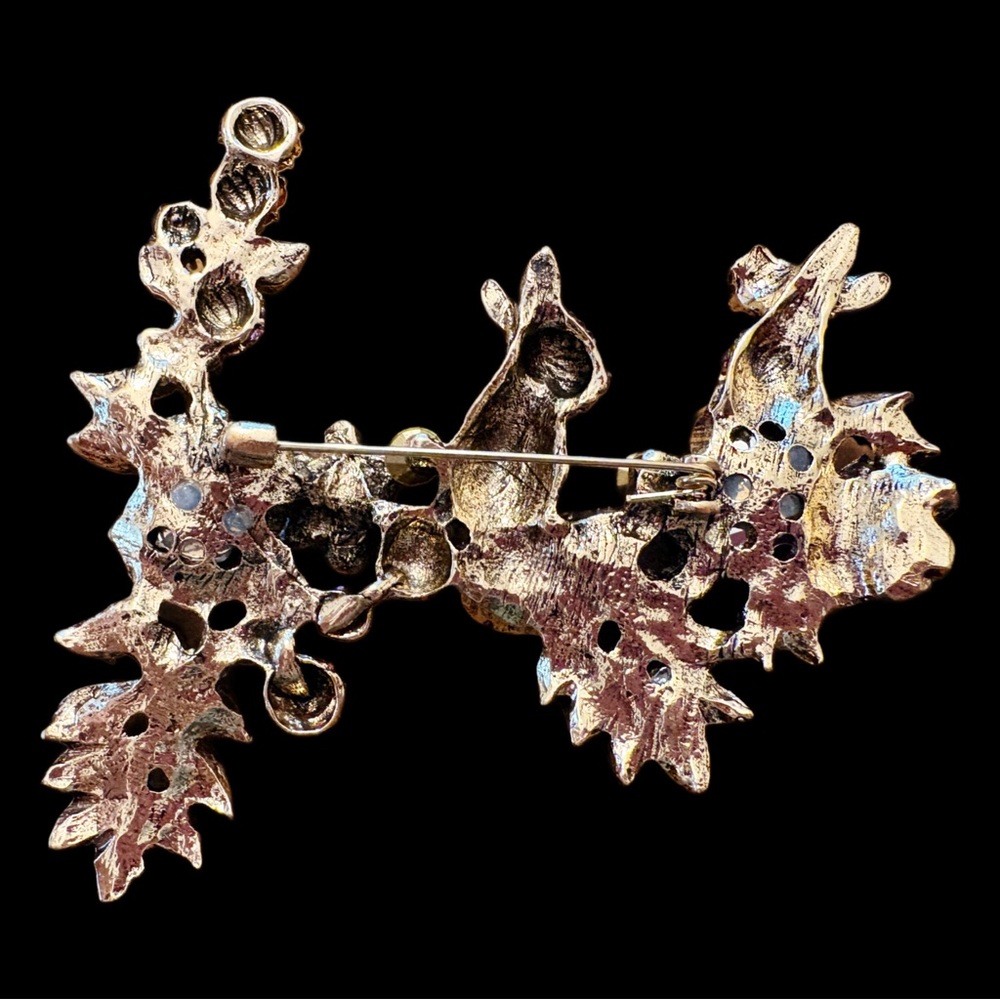Vintage Style Multicolor Rhinestone Bunny Garden Brooch - Picture 5 of 6